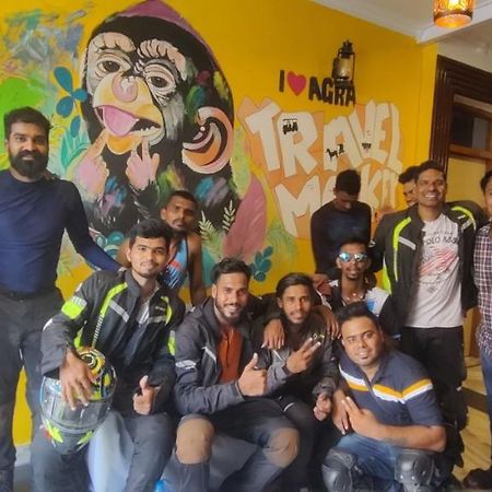 Travel Monkey Hostel Agra  Buitenkant foto