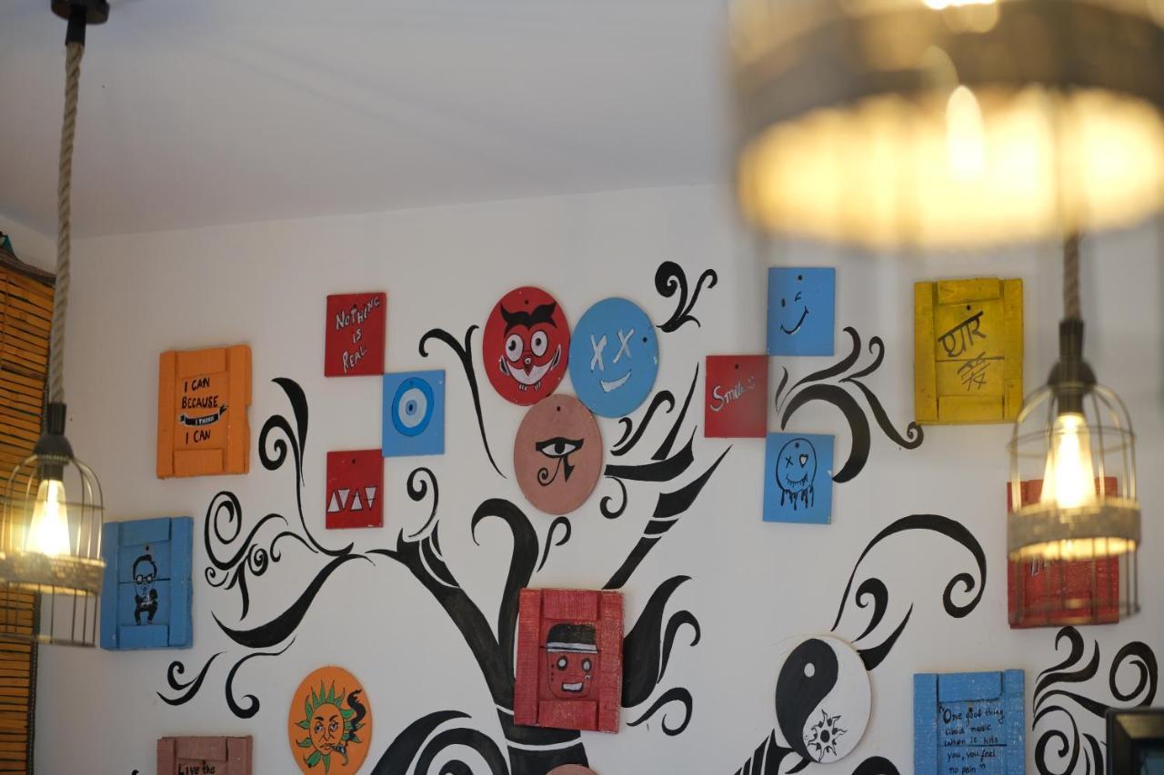 Travel Monkey Hostel Agra  Buitenkant foto