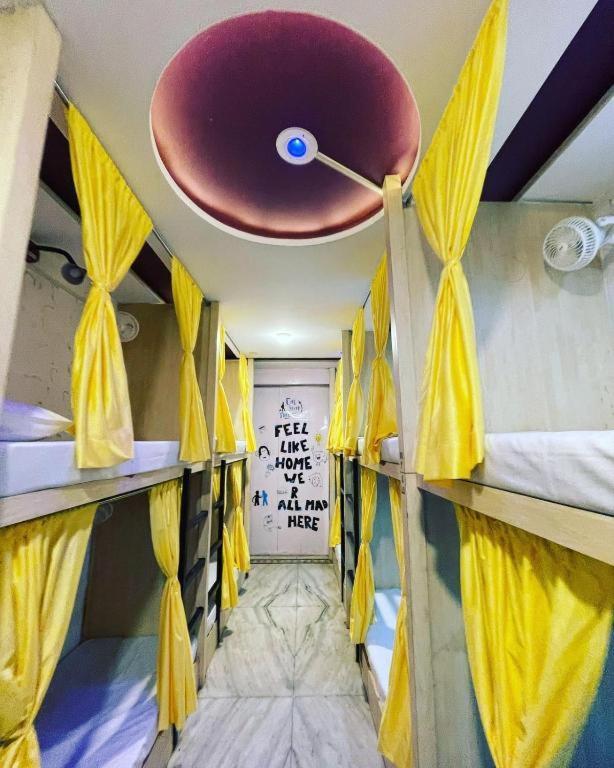 Travel Monkey Hostel Agra  Buitenkant foto